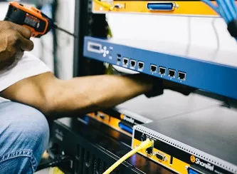 Mantenimiento de infraestructuras de redes y comunicaciones